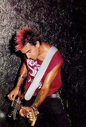 Basgitarista - Rick Lopez